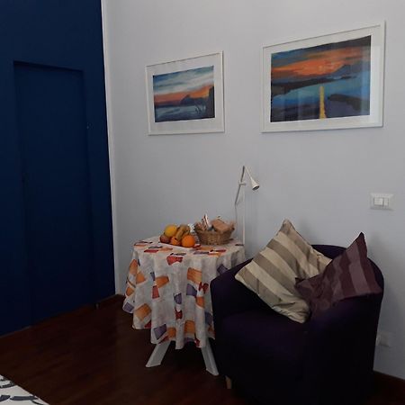 Hotel La Stanza Della Sirena à Naples Extérieur photo