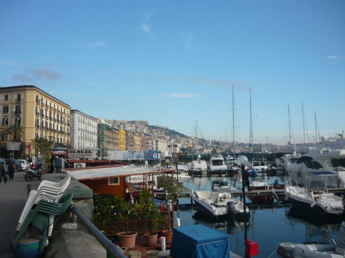 Hotel La Stanza Della Sirena à Naples Extérieur photo